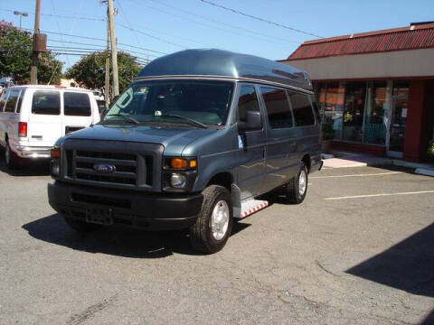 2014 Ford E-Series E-350 SD