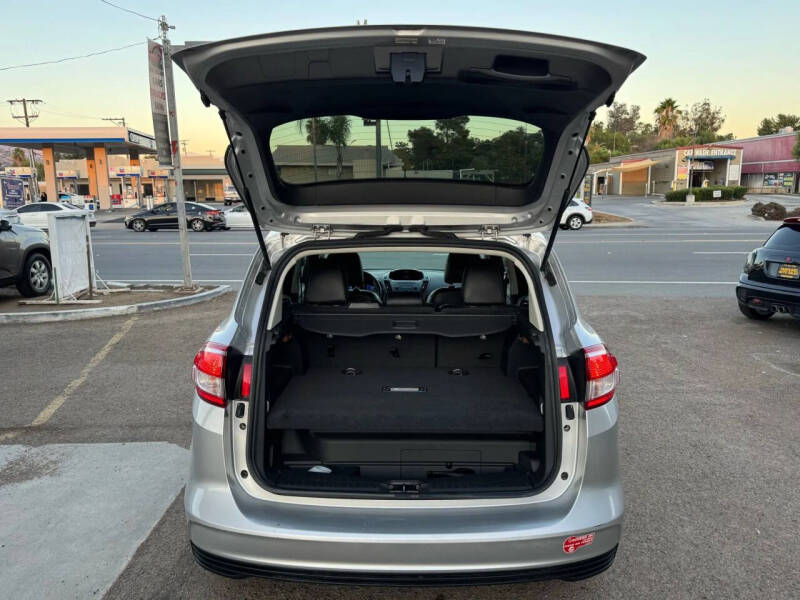 2017 Ford C-MAX Energi SE