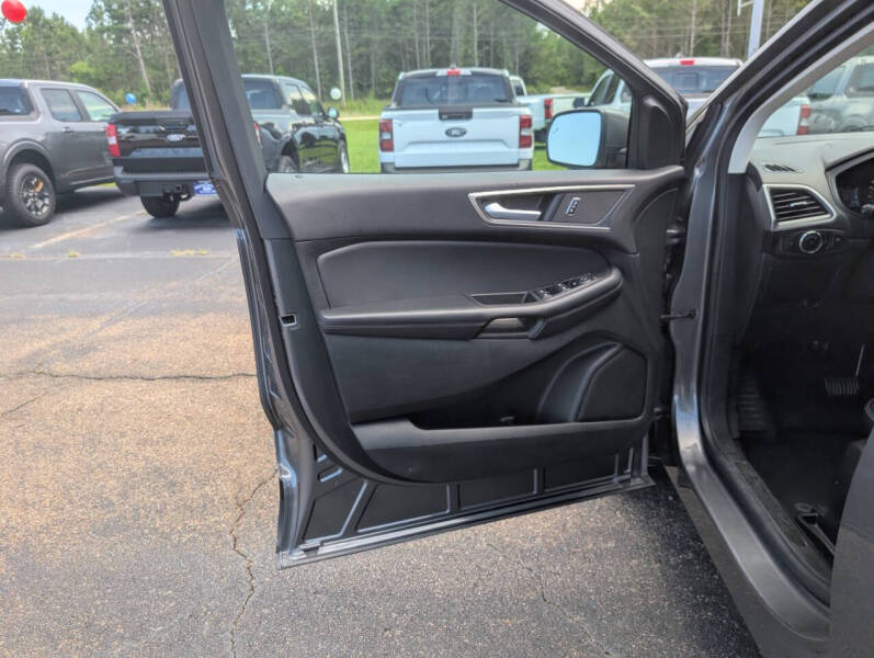 2024 Ford Edge
