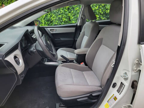 2018 Toyota Corolla LE