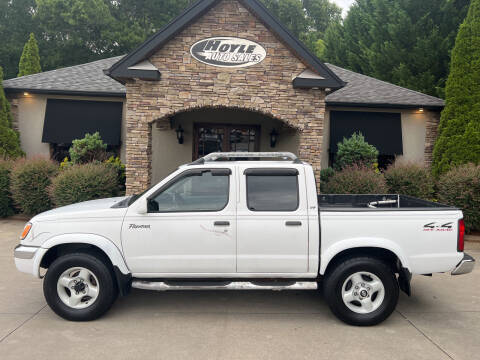 2000 Nissan Frontier for sale at Hoyle Auto Sales in Taylorsville NC