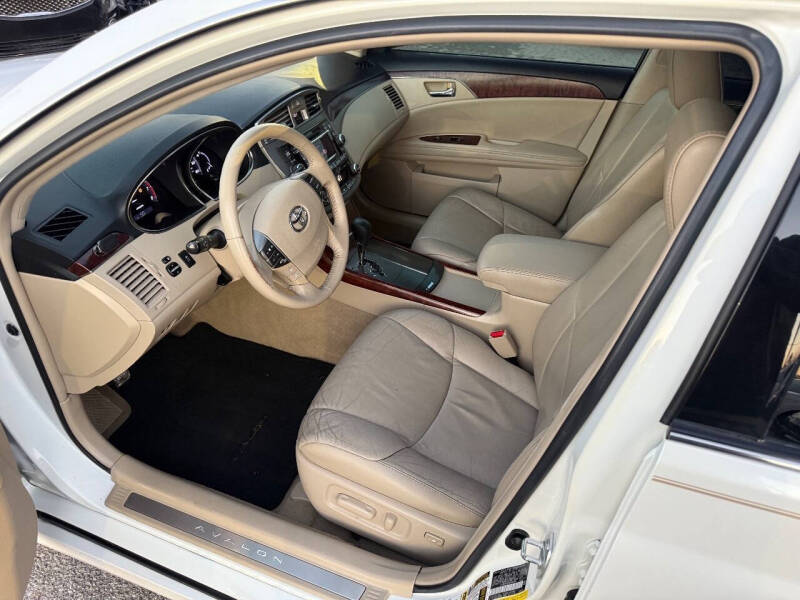 2011 Toyota Avalon Limited