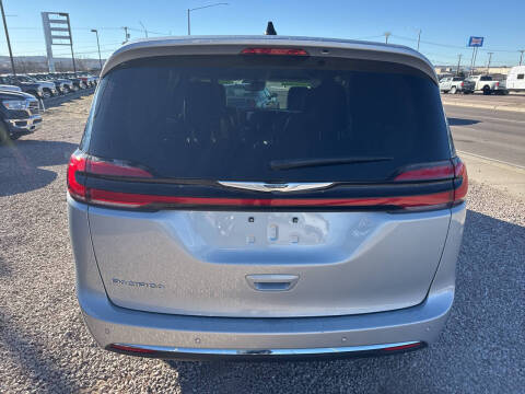 2024 Chrysler Pacifica Touring L