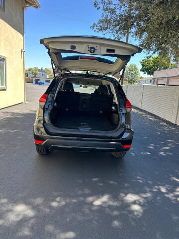 2017 Nissan Rogue S
