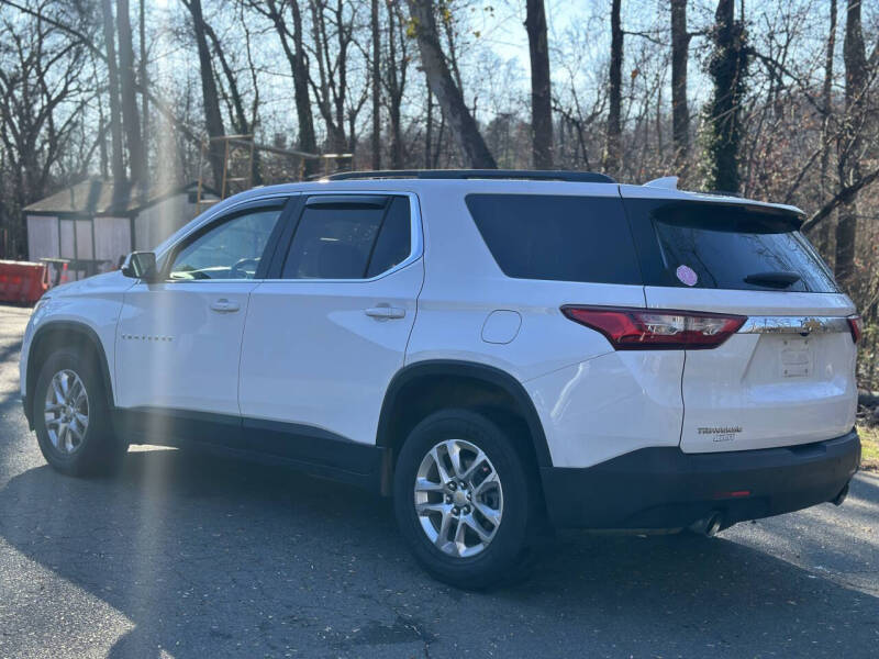 2020 Chevrolet Traverse LT Cloth