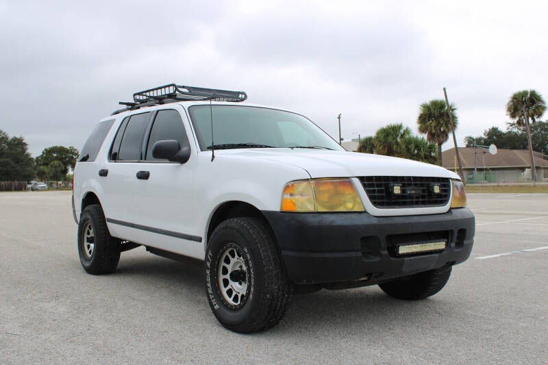 2004 Ford Explorer XLS
