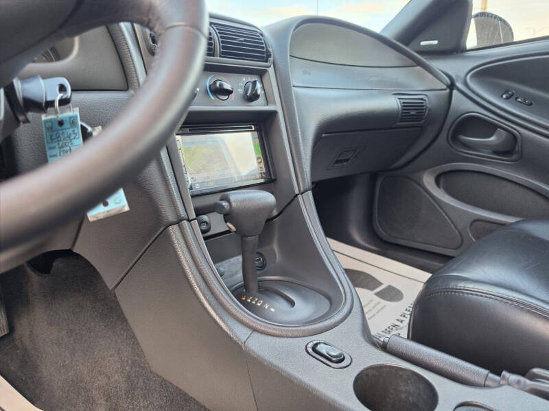 2002 Ford Mustang GT Deluxe