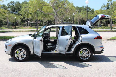 2016 Porsche Cayenne S E-Hybrid