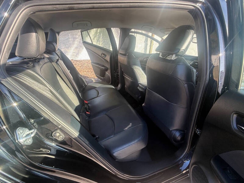 2021 Toyota Prius XLE