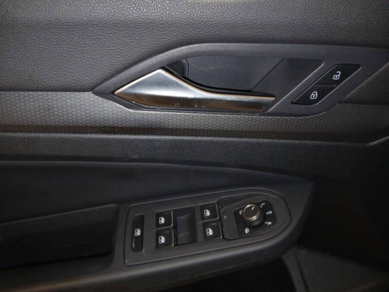 2024 Volkswagen Golf GTI Autobahn