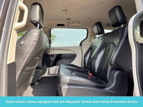 2021 Chrysler Voyager L