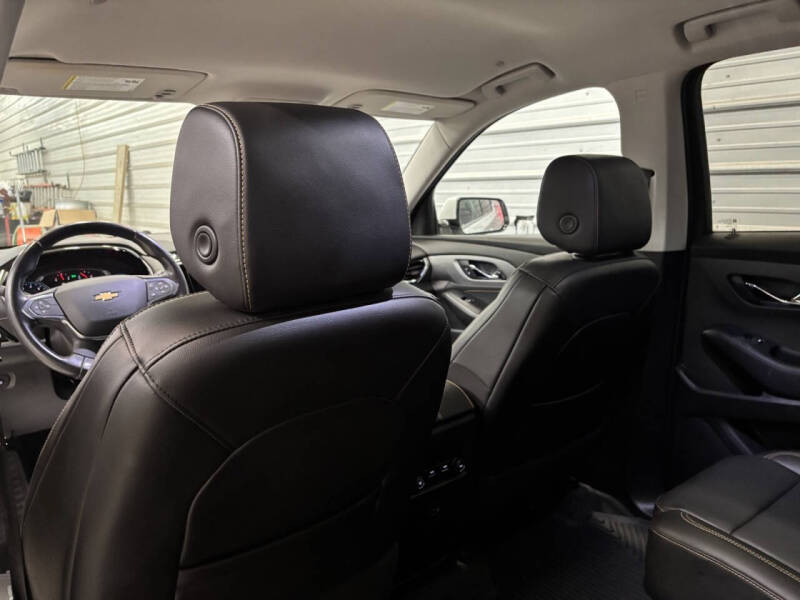 2021 Chevrolet Traverse LT Leather