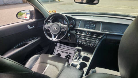 2018 Kia Optima S