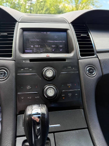2013 Ford Taurus SEL
