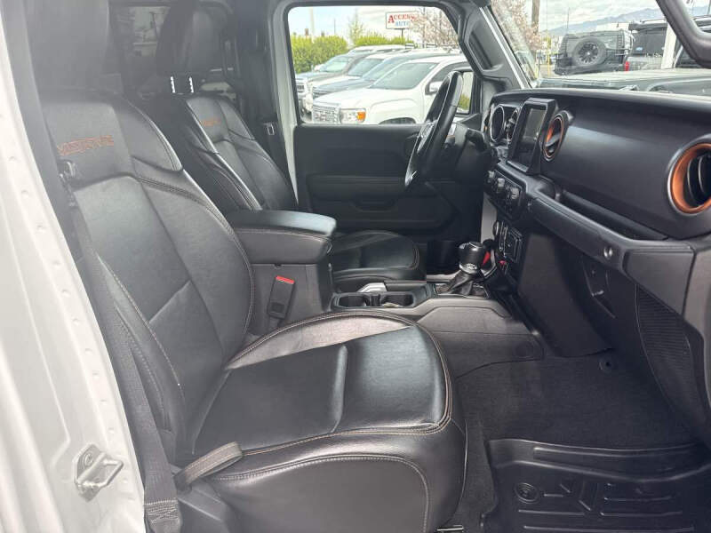 2022 Jeep Gladiator Mojave