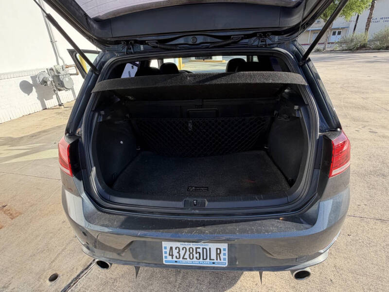 2019 Volkswagen Golf GTI S