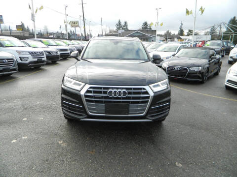 2018 Audi Q5 2.0T quattro Premium Plus