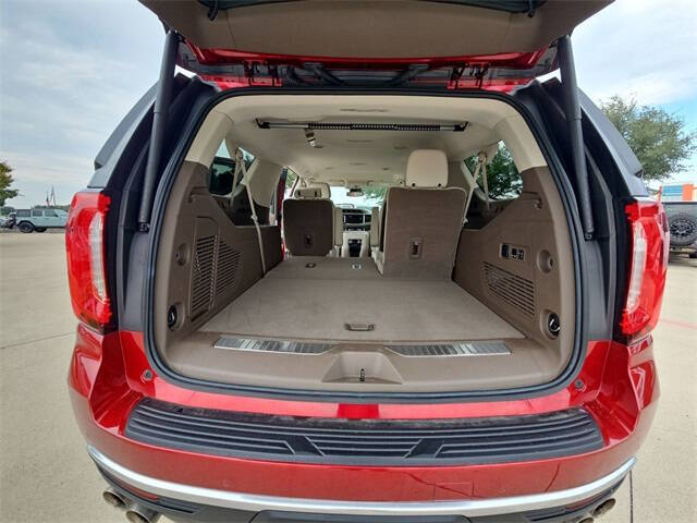 2023 GMC Yukon XL Denali