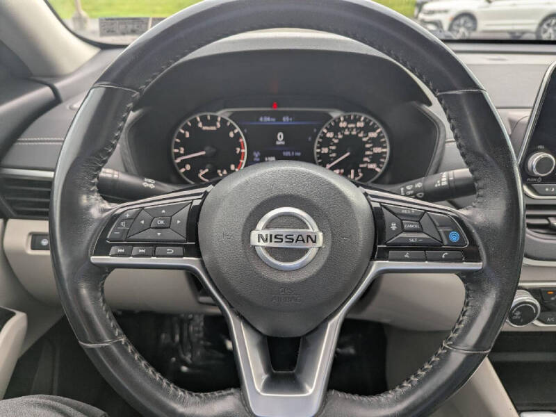 2021 Nissan Altima 2.5 SV