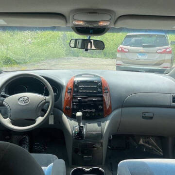 2007 Toyota Sienna XLE 7-Passenger