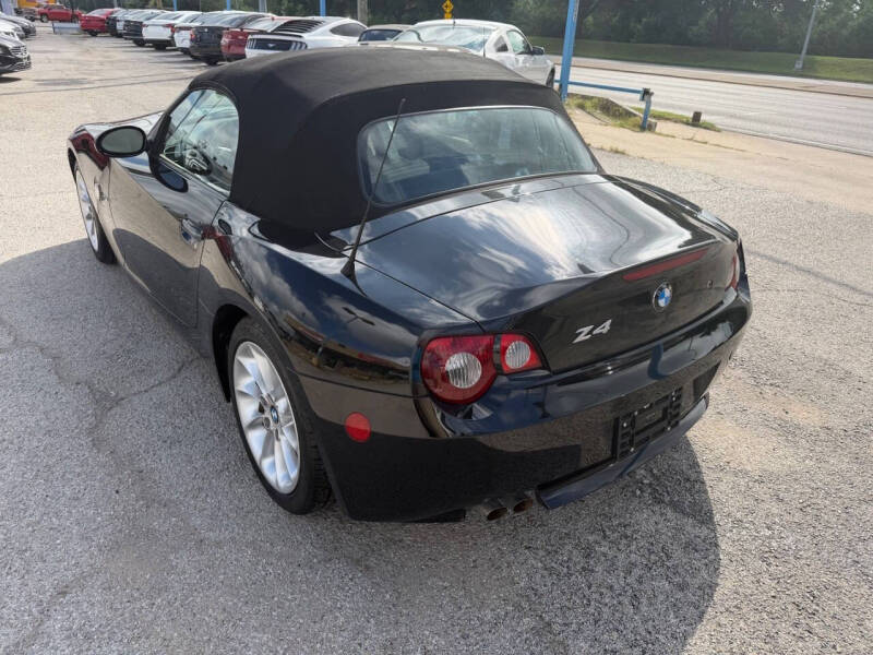 2005 BMW Z4 2.5i
