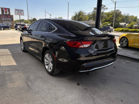 2016 Chrysler 200 Limited