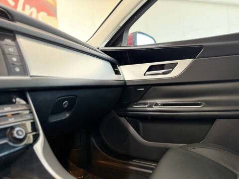 2017 Jaguar XF 35t Premium