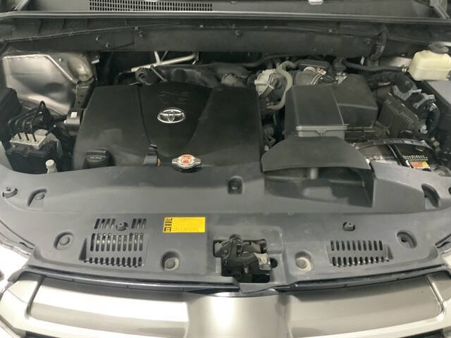 2018 Toyota Highlander LE