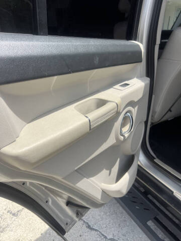 2008 Jeep Commander Overland