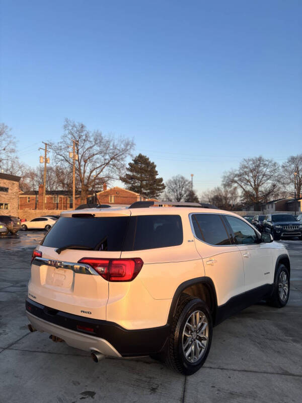 2018 GMC Acadia SLE-2