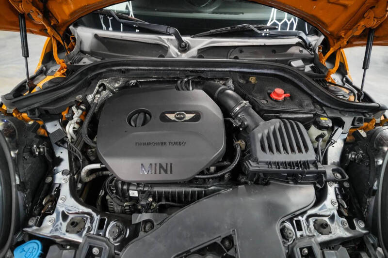 2016 MINI Hardtop 4 Door Cooper