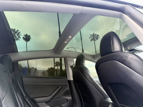 2020 Tesla Model 3 Standard Range Plus