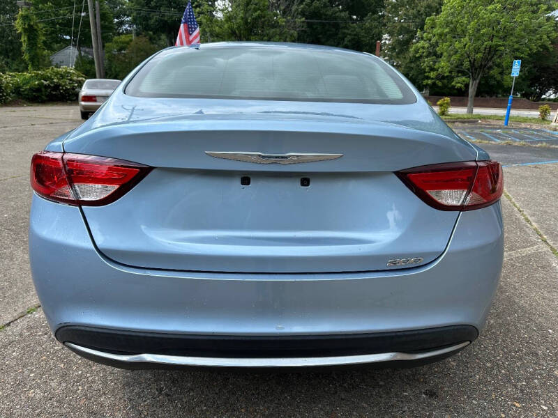 2015 Chrysler 200 Limited