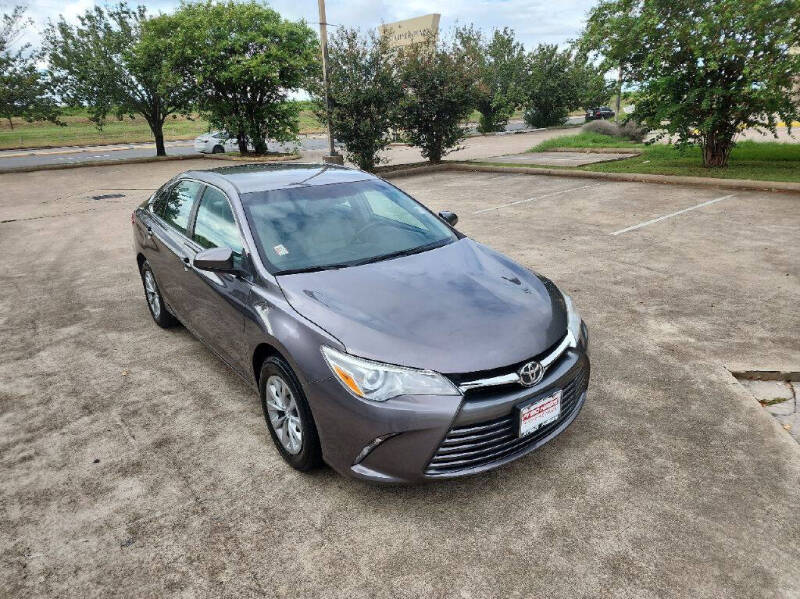 2017 Toyota Camry LE