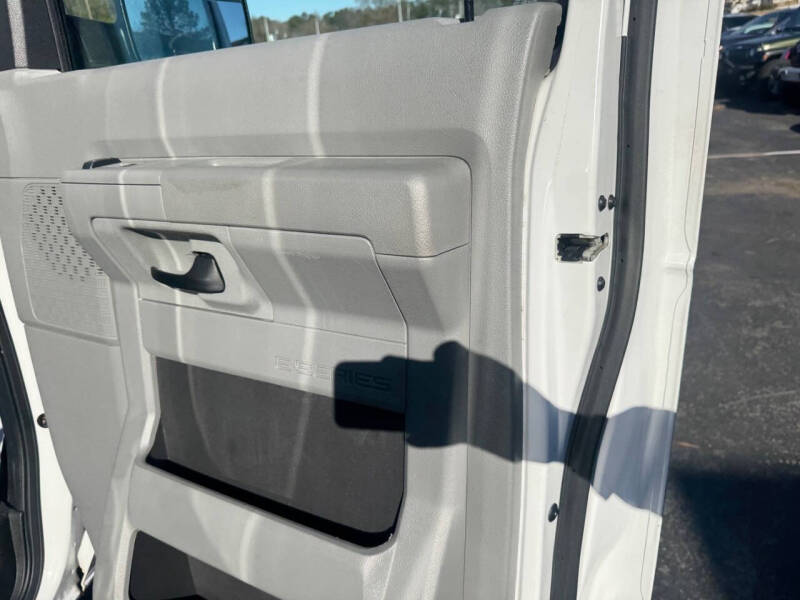 2012 Ford E-Series E-350 SD