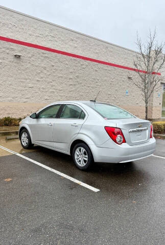 2015 Chevrolet Sonic LT Auto