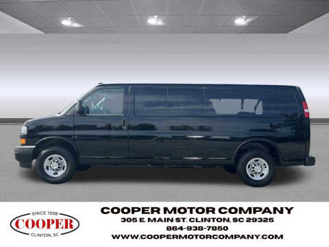2025 Chevrolet Express LS 3500