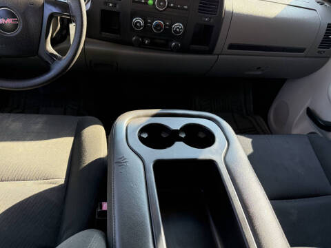 2014 GMC Sierra 2500HD Work Truck