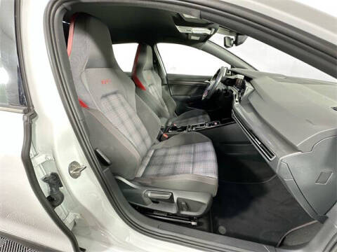 2024 Volkswagen Golf GTI S