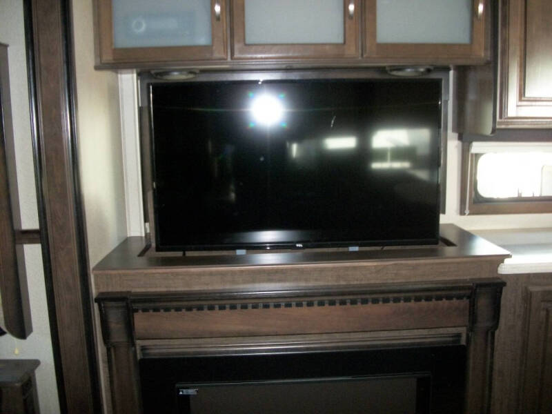 2019 Grand Design RV Solitude 373FB