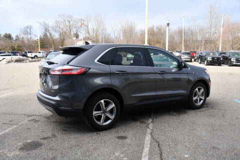2022 Ford Edge SEL