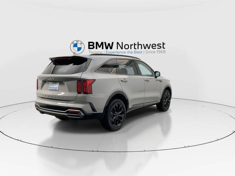2022 Kia Sorento SX