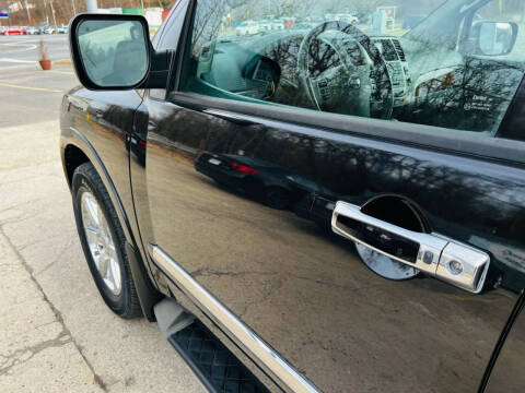 2010 Nissan Armada Platinum