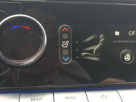 2023 Genesis GV70 2.5T Standard
