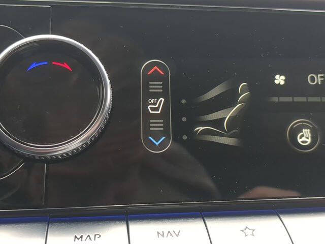 2023 Genesis GV70 2.5T Standard