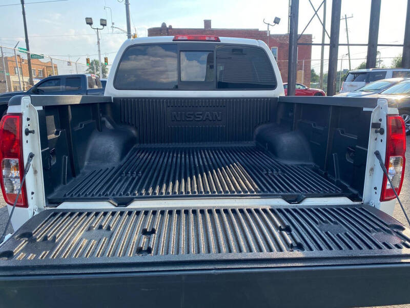 2016 Nissan Frontier SV