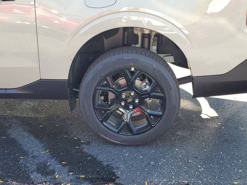 2025 Ford Maverick XLT