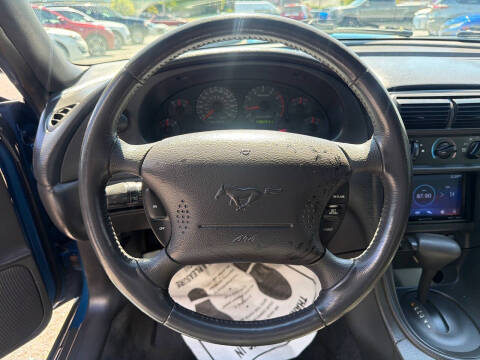 2002 Ford Mustang GT Deluxe