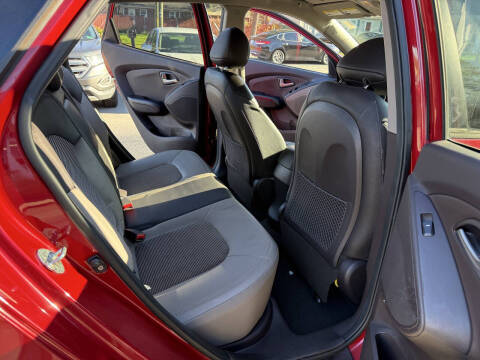 2011 Hyundai Tucson GLS