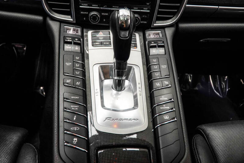 2015 Porsche Panamera S E-Hybrid